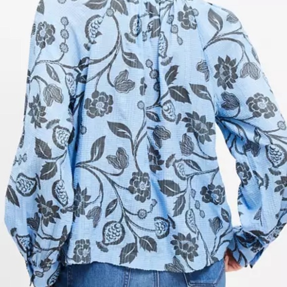 LOFT Petite Garden Ruffle Neck Shirt Dimensions in photos blue black white - Picture 6 of 8